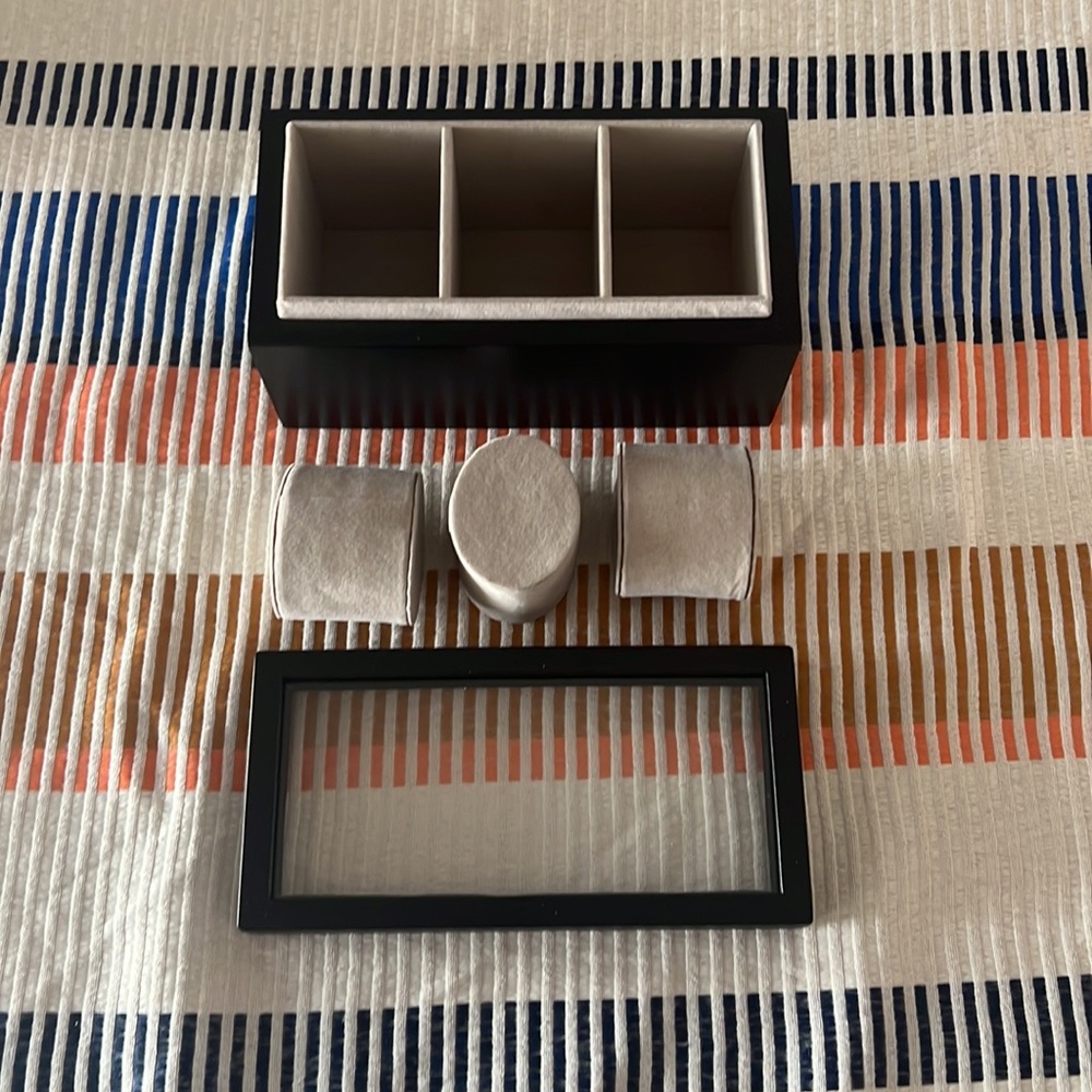 Black H&M Watch Box - Picture 2 of 5